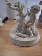 biscuit beeldje kind met vogeltje, Ophalen of Verzenden, Zo goed als nieuw, Mens