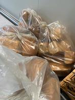 Oud brood gratis, Ophalen