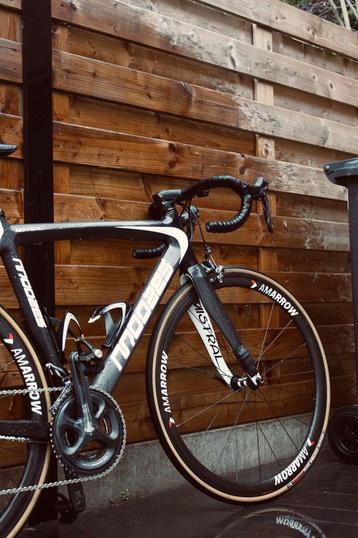 Racefiets moozes TE KOOP/RUIL beschikbaar voor biedingen