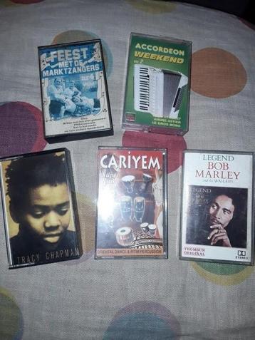 5 muziekcassettes various beschikbaar voor biedingen