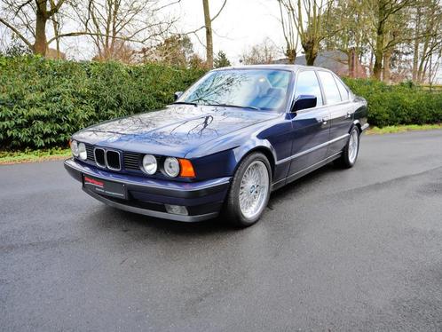 BMW 5 Serie 535 Berline Luxury (bj 1988), Auto's, Oldtimers, Bedrijf, Te koop, ABS, Airconditioning, Bluetooth, Boordcomputer