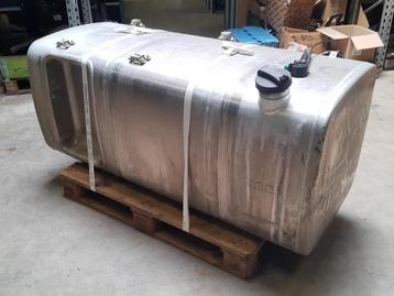 DAF Brandstoftank 700 ltr beschikbaar voor biedingen