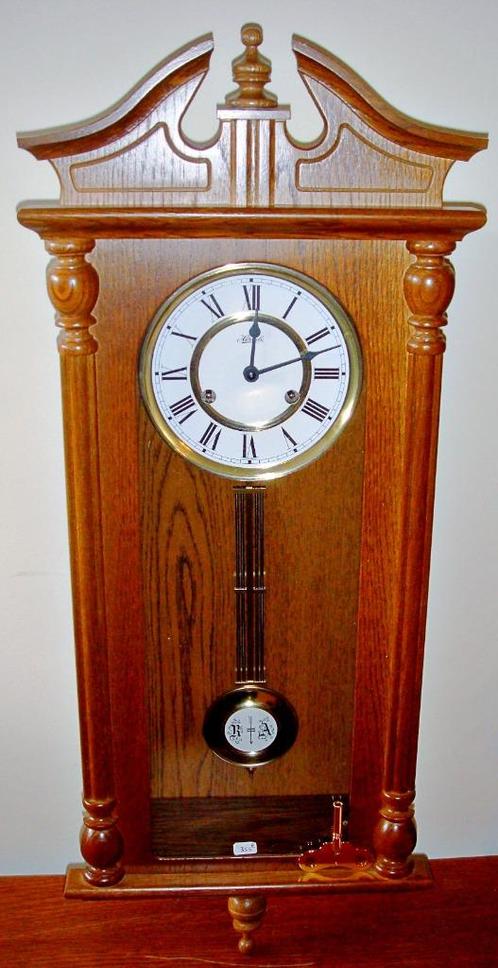 Régulateur (pendule) à balancier HERMLE en bois, NEUF, 66 cm, Antiek en Kunst, Antiek | Klokken, Ophalen
