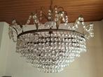 Kristallen plafondlamp, Ophalen