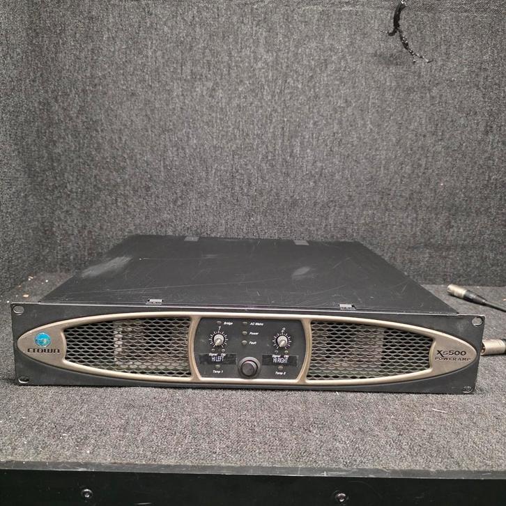 CROWN XS500  versterker   2 x 750 watt, Audio, Tv en Foto, Luidsprekerboxen, Ophalen of Verzenden