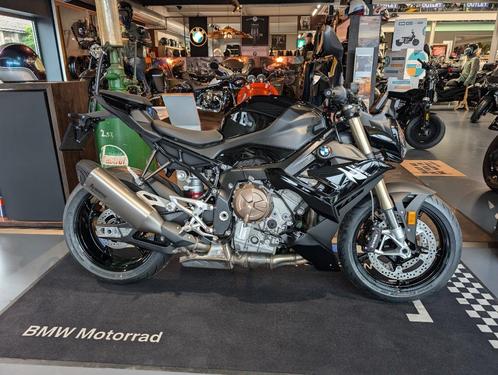 BMW S 1000 R STOCKDEAL - NIEUW - 3116 euro voordeel, Motoren, Motoren | BMW, Bedrijf, Naked bike, meer dan 35 kW, 4 cilinders