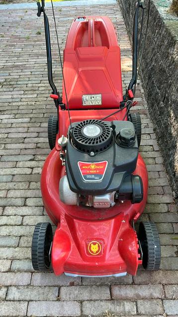 Grasmaaier benzine wolf garten amper gebruikt, Tuin en Terras, Ophalen, Cirkelmaaier, Zo goed als nieuw, Opvangbak