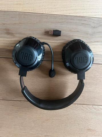 Jbl quantum 350 headset beschikbaar voor biedingen