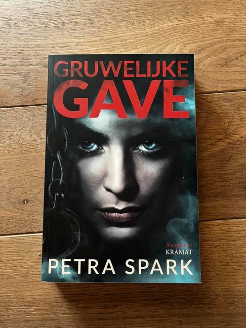 Petra Spark - Gruwelijke Gave, Livres, Thrillers, Comme neuf, Enlèvement