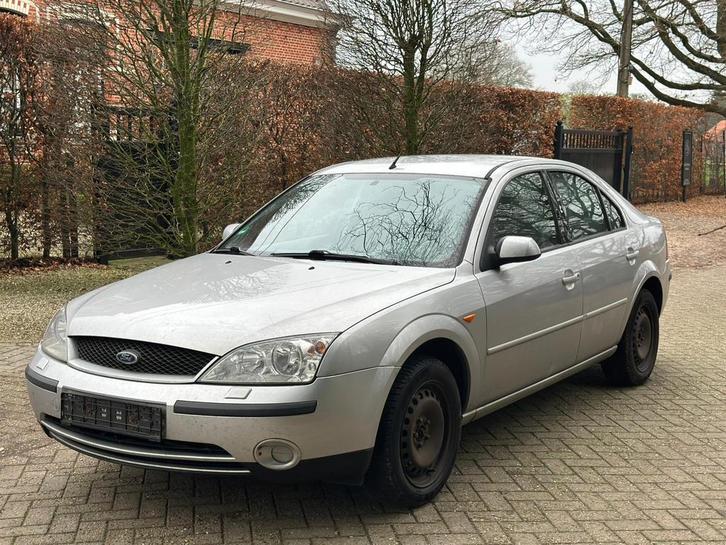 Ford Mondeo Essence 132000 km À partir de 1000€, Autos, Ford, Entreprise, Achat, Mondeo, Airbags, Air conditionné, Ordinateur de bord