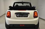 Mini One Cabrio 1.5i ISLINGTON PRO GPS | LED | CAM | DAB | L, Auto's, Mini, Te koop, Benzine, 3 cilinders, Gebruikt