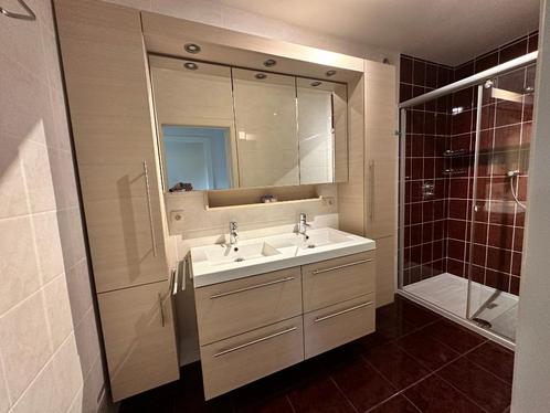 Volledige badkamer in perfecte staat, Maison & Meubles, Salle de bain | Salle de bain complète, Comme neuf, Avec douche, Enlèvement