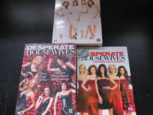 DVD BOX / DESPERATE HOUSEWIVES - SEIZOEN 1-2-5 / FR-NL, Cd's en Dvd's, Dvd's | Tv en Series, Nieuw in verpakking, Komedie, Vanaf 16 jaar