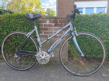 Lady U.SCANNINI racefiets beschikbaar voor biedingen