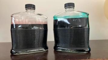 2 oude inktflessen (1 liter) van Waterman beschikbaar voor biedingen