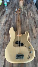 Fender Precision Bass, Muziek en Instrumenten, Snaarinstrumenten | Gitaren | Bas, Ophalen