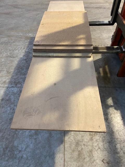 SUPPORT DE SITE EN PANNEAU DE FIBRES DE 18 MM, Bricolage & Construction, Plaques & Panneaux, Comme neuf, Bois, Moins de 20 mm