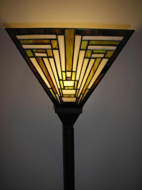 Tiffany vloerlamp (omhoog schijnend), Maison & Meubles, Lampes | Lampadaires, Comme neuf, 150 à 200 cm, Verre, Métal, Autres matériaux