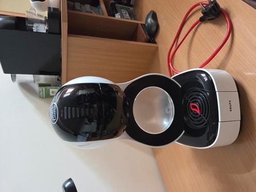 Nescafé Dolce Gusto Krups Lumio Wit, Elektronische apparatuur, Koffiezetapparaten, Gebruikt, Koffiepads en cups, Espresso apparaat