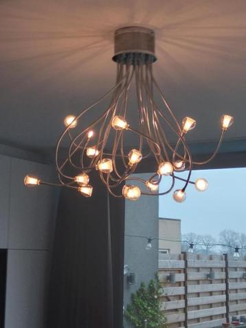 Moderne verlichting, hanglamp beschikbaar voor biedingen