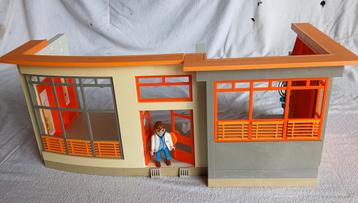 Playmobil kliniek beschikbaar voor biedingen