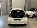 TOYOTA AYGO 1.0 12V VVT-I COOL/GARANTIE, Auto's, Toyota, Voorwielaandrijving, Euro 5, Stof, Zwart