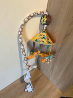 Kleurrijke carrousel muziekmobiel Infantino, Kinderen en Baby's, Ophalen, Zo goed als nieuw, Mobiel, Met geluid