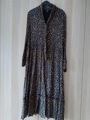 Robe longue Marie Mero taille 44  beschikbaar voor biedingen