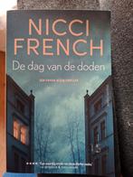 Nicci French De dag van de doden, Ophalen of Verzenden, Zo goed als nieuw