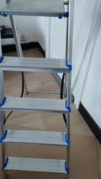 Échelle, escabeau neuf, Enlèvement, Neuf, Échelle