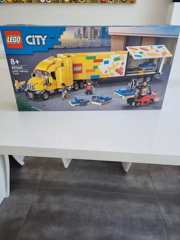 Lego city 60440 gele vrachtwagen beschikbaar voor biedingen
