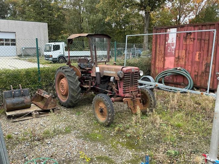 McCormick D-320 Oldtimer tractor, Zakelijke goederen, Landbouw | Tractoren, McCormick, Oldtimer