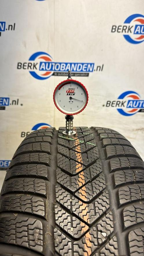 2x Pirelli Sottozero 3 (RFT) 225/45 R18 95V 225/45/18 225451, Auto-onderdelen, Banden en Velgen, Band(en), Winterbanden, 18 inch