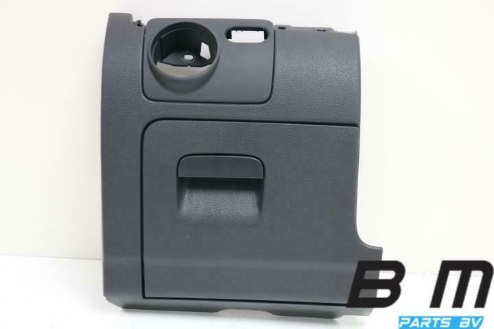 Dashboard afdekking links onder stuur VW Scirocco, Auto-onderdelen, Dashboard en Schakelaars, Gebruikt