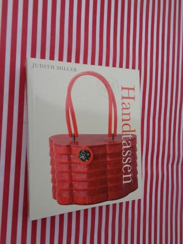 Boek " Handtassen " beschikbaar voor biedingen