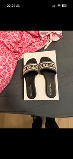 Dior muiltjes, Ophalen, Zo goed als nieuw