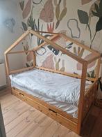 Huisjesbed / bedhuisje Petit Amelie 1 persoonsbed, Kinderen en Baby's, Kinderkamer | Bedden, Ophalen, 85 tot 100 cm, Zo goed als nieuw