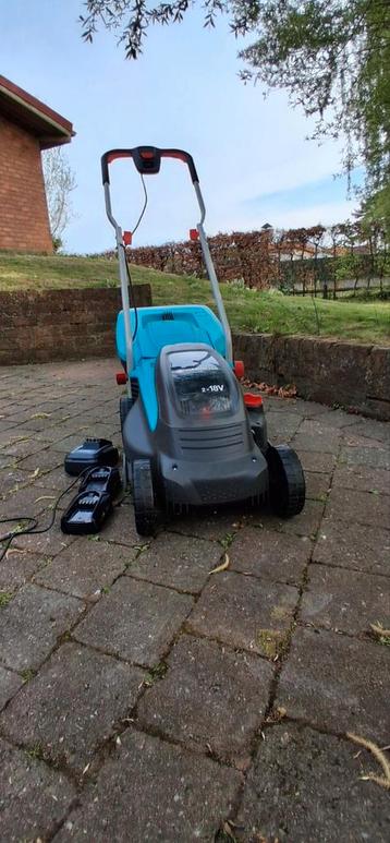 Accu grasmaaier, slechts 2x gebruikt, Tuin en Terras, Grasmaaiers, Ophalen, Cirkelmaaier, Accu-grasmaaier, Zo goed als nieuw