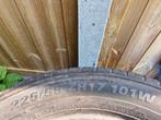 Banden 225/55 zr17 Zo goed als nieuw., Auto-onderdelen, Banden en Velgen, Ophalen, Band(en)