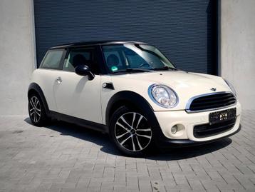 Mini Cooper one facelift  1.6 benzine airco  beschikbaar voor biedingen
