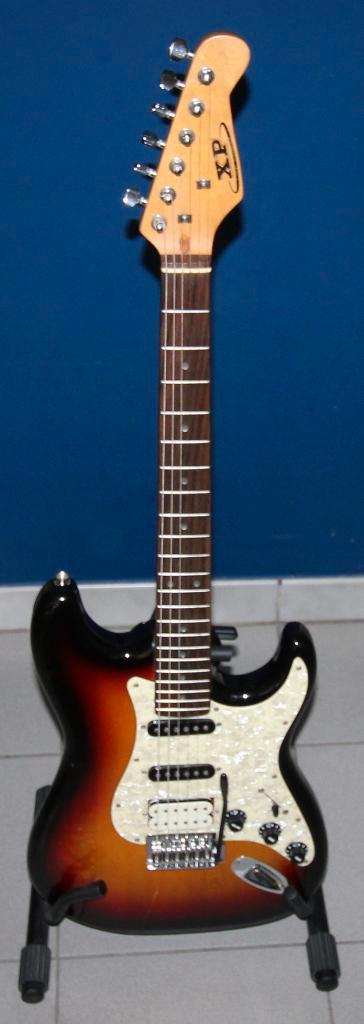 Elektrische gitaren zowel bas, akoestische en versterkers, Musique & Instruments, Instruments à corde | Guitares | Électriques