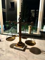 Antieke koperen weegschaal, Enlèvement, Cuivre