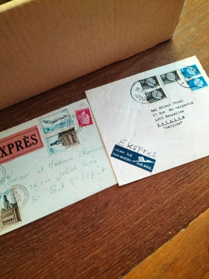 Une boîte d enveloppes de Belgique France et Allemagne, Timbres & Monnaies, Lettres & Enveloppes | Étranger, Enlèvement ou Envoi