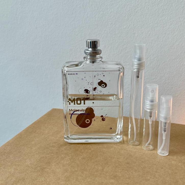 Escentric Molecules 01 Sample, Handtassen en Accessoires, Uiterlijk | Parfum, Nieuw, Verzenden