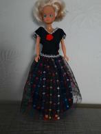 Vintage Steffi Love avec robe de soirée., Comme neuf, Enlèvement ou Envoi, Poupée