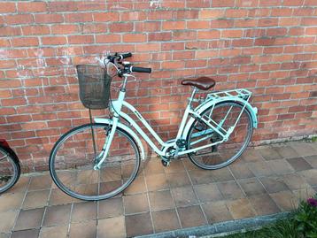 Damesfiets 28" Mkader perfect werkende staat  beschikbaar voor biedingen