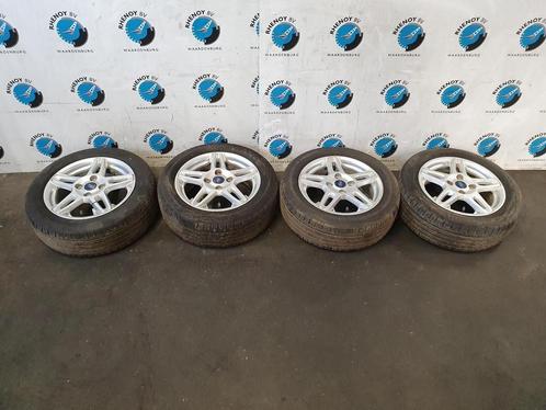 Ford KA + velgen set  15 inch, Auto-onderdelen, Banden en Velgen, Banden en Velgen, Personenwagen, Gebruikt, Ophalen of Verzenden