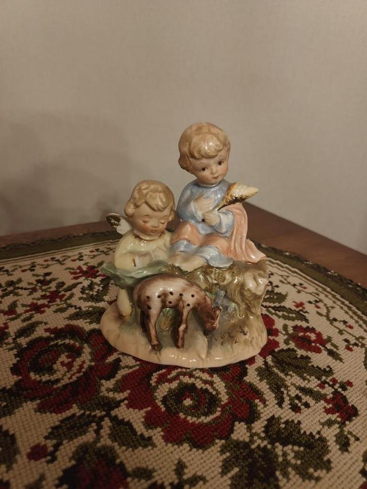 Goebel Hummel beeldje, Antiek en Kunst, Antiek | Porselein, Ophalen