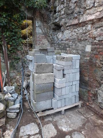 bloc béton, Doe-het-zelf en Bouw, Metselstenen, Ophalen, Zo goed als nieuw, Beton
