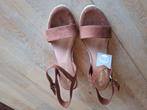 Damesschoen met sleehak, Bruin, Nieuw, Sandalen of Muiltjes, Ophalen